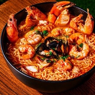 Caldos · Caldo 7 Mares + ramen