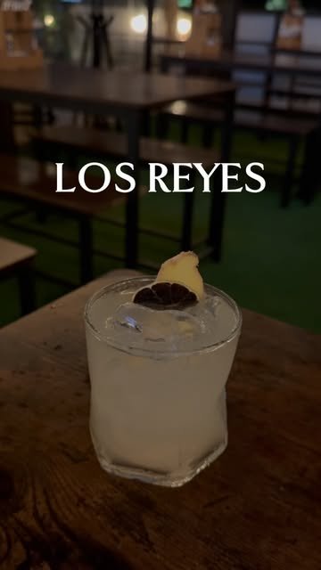 Reel: trago de jengibre y manzana